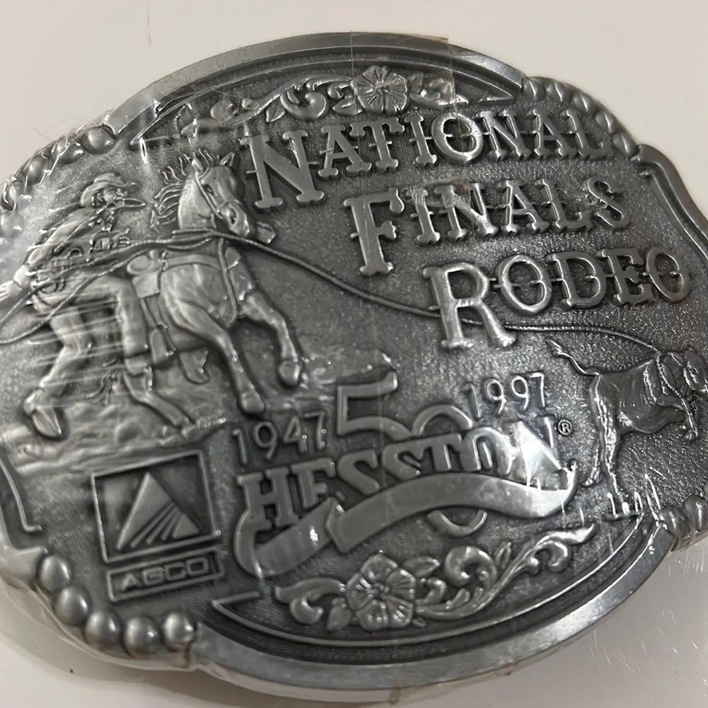 1997 Hesston National Finals Rodeo “50 Anniversary” Belt Buckle NEW Pewter - Picture 5 of 5
